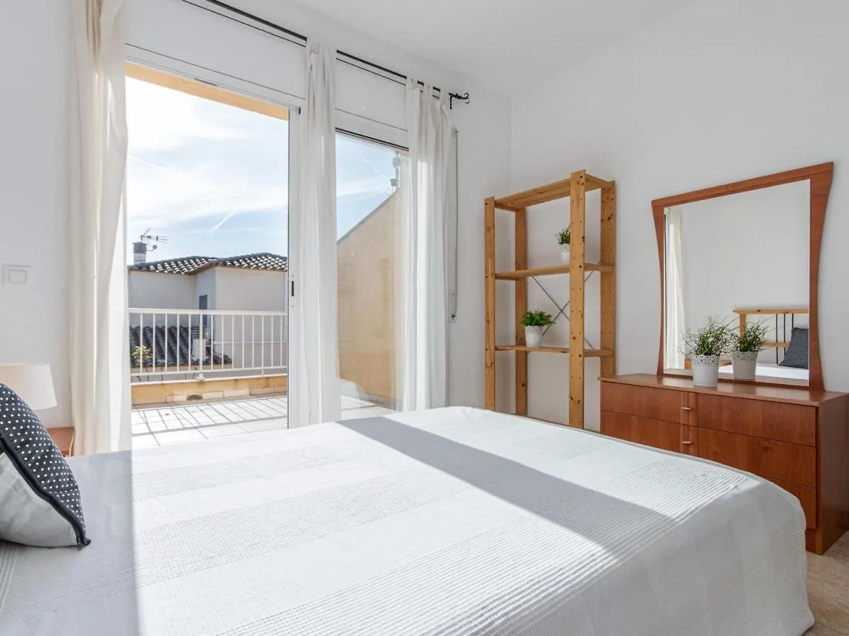 Casa Con Jardin Privado, 3 Habitaciones, Terraza Y Garaje En Sant Pere Pescador - Es-89-100 0*,  Spain