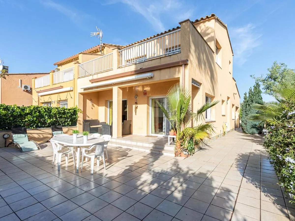 Casa Con Jardin Privado, 3 Habitaciones, Terraza Y Garaje En Sant Pere Pescador - Es-89-100 Holiday home