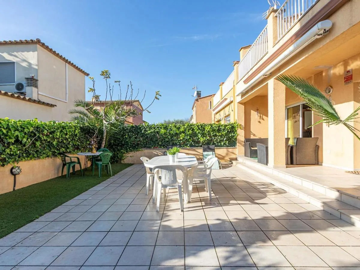 Casa Con Jardin Privado, 3 Habitaciones, Terraza Y Garaje En Sant Pere Pescador - Es-89-100 Holiday home