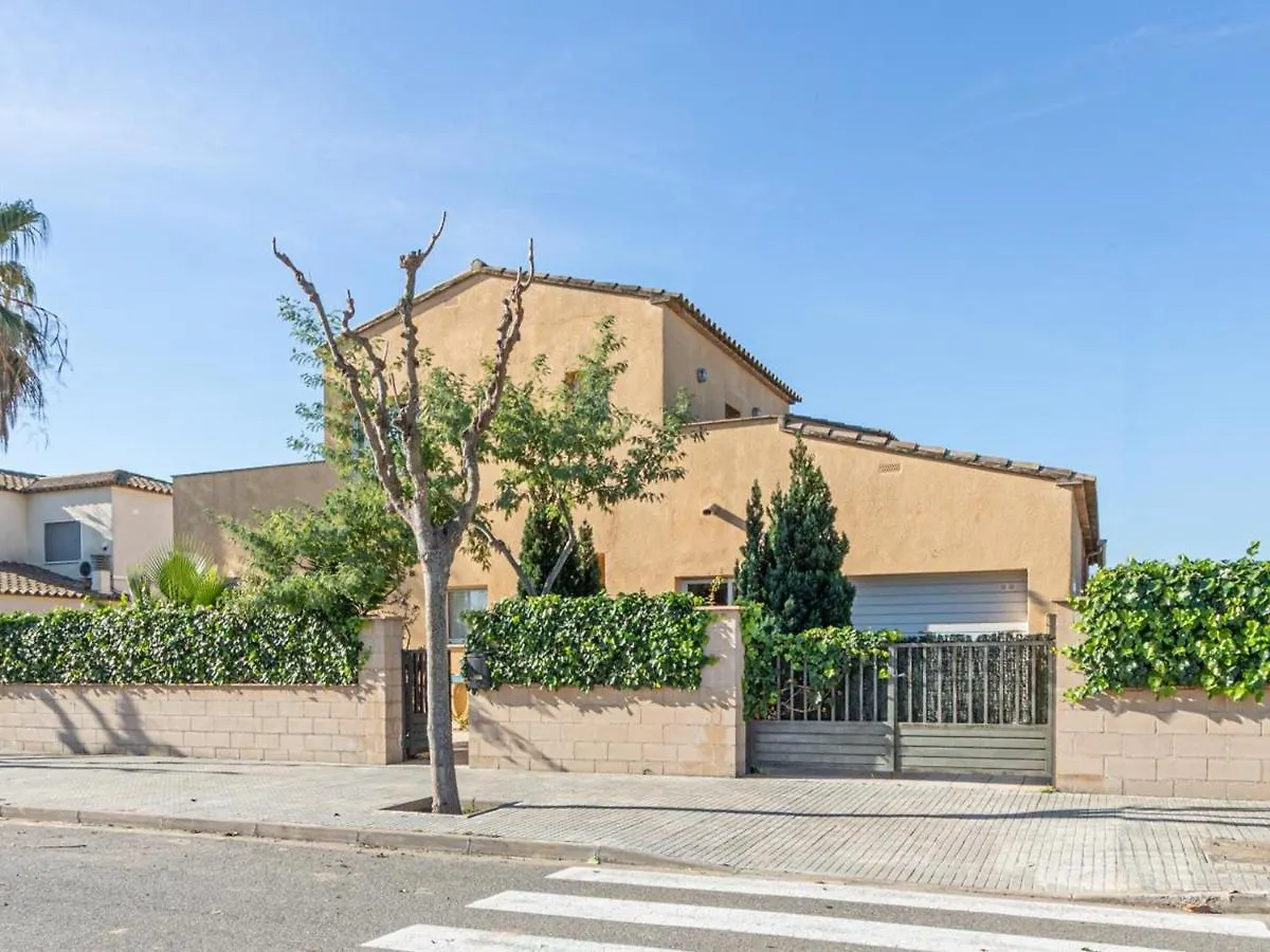 Holiday home Casa Con Jardin Privado, 3 Habitaciones, Terraza Y Garaje En Sant Pere Pescador - Es-89-100 Spain